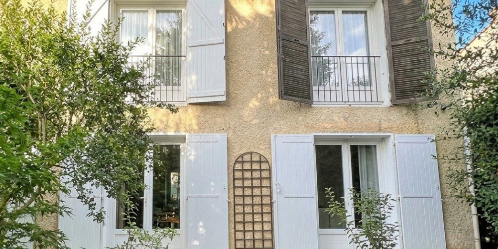 maison à JURANCON (64110)