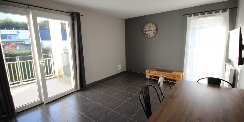appartement à ARTIGUELOUVE (64230)
