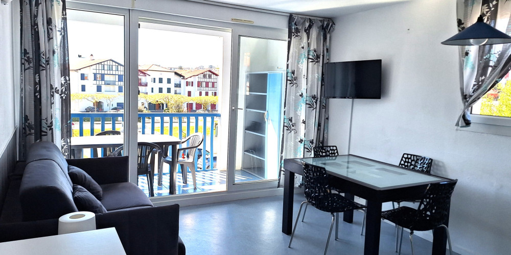 appartement à URRUGNE (64122)