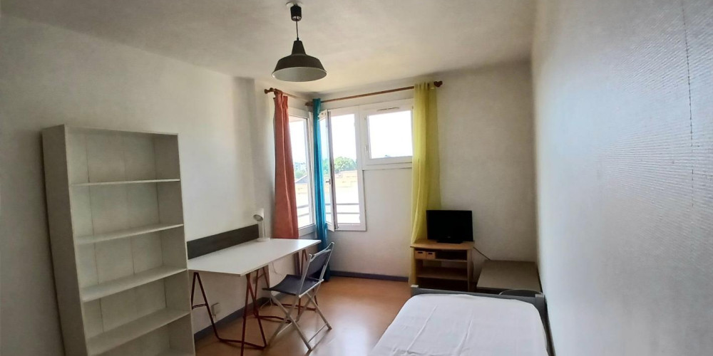 appartement à LONS (64140)