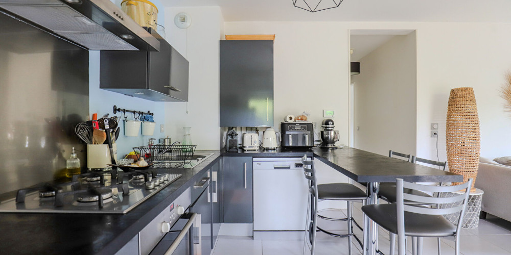 appartement à BASSUSSARRY (64200)