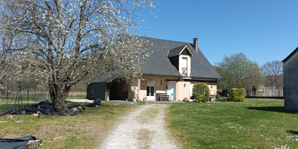 maison à MONTAUT (64800)