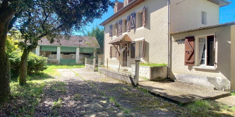 maison à THEZE (64450)