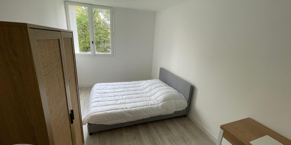 appartement à PAU (64000)