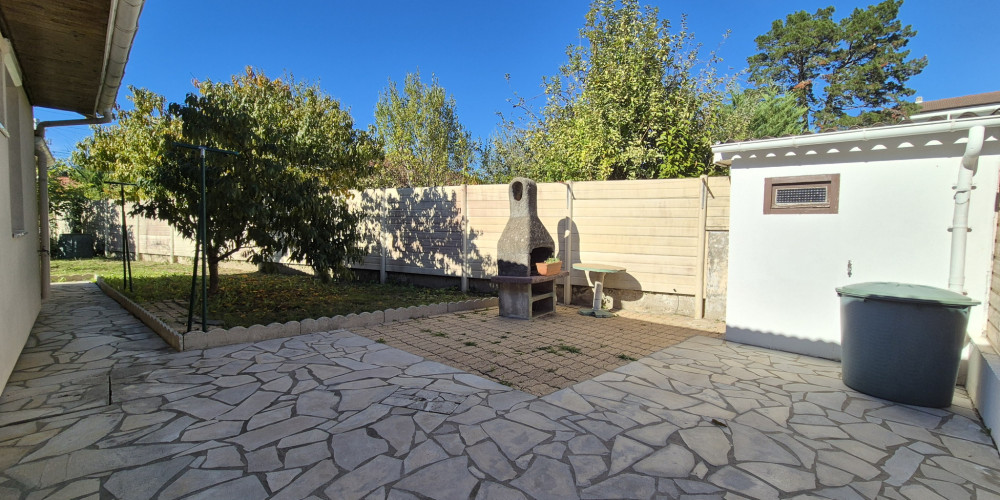 maison à ST PIERRE D IRUBE (64990)
