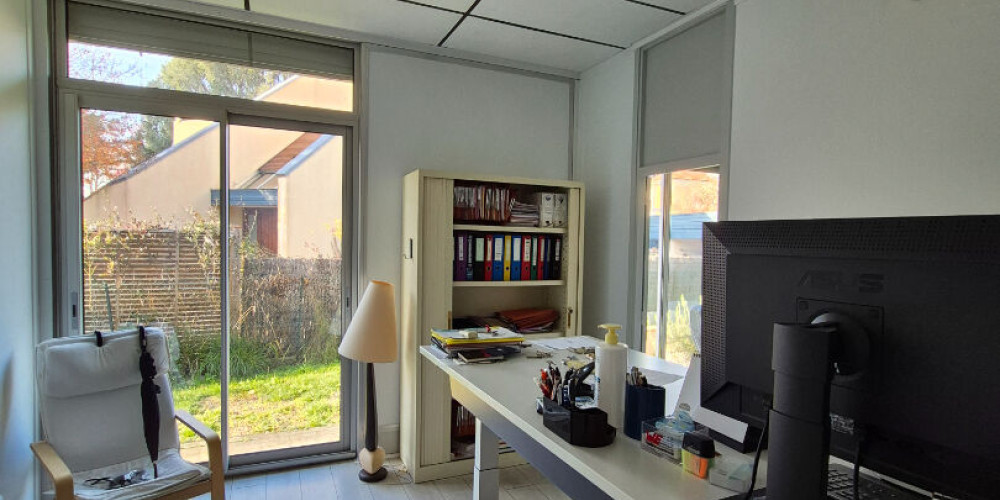 local industriel à BILLERE (64140)