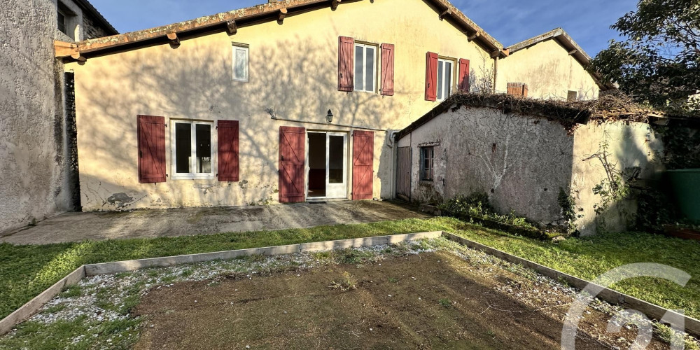 maison à BELLOCQ (64270)