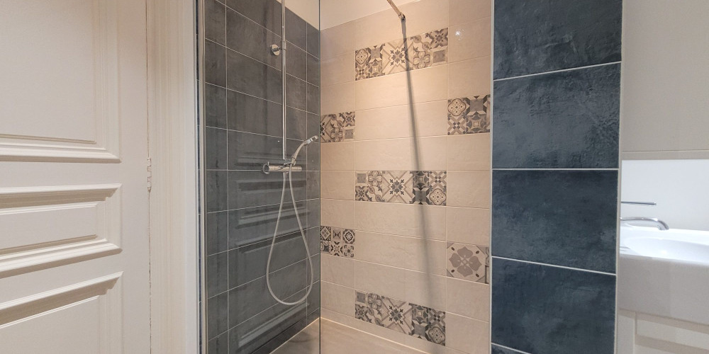 appartement à PAU (64000)