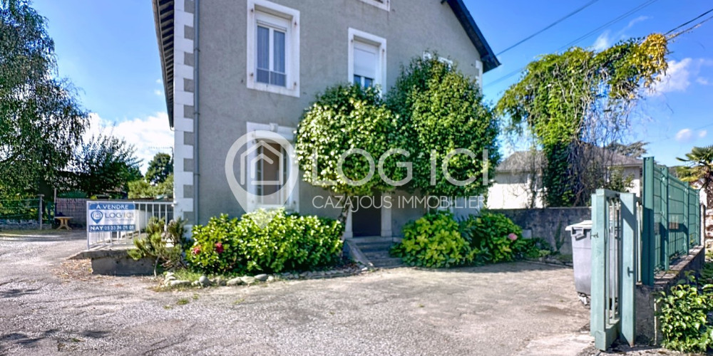 appartement à NAY (64800)