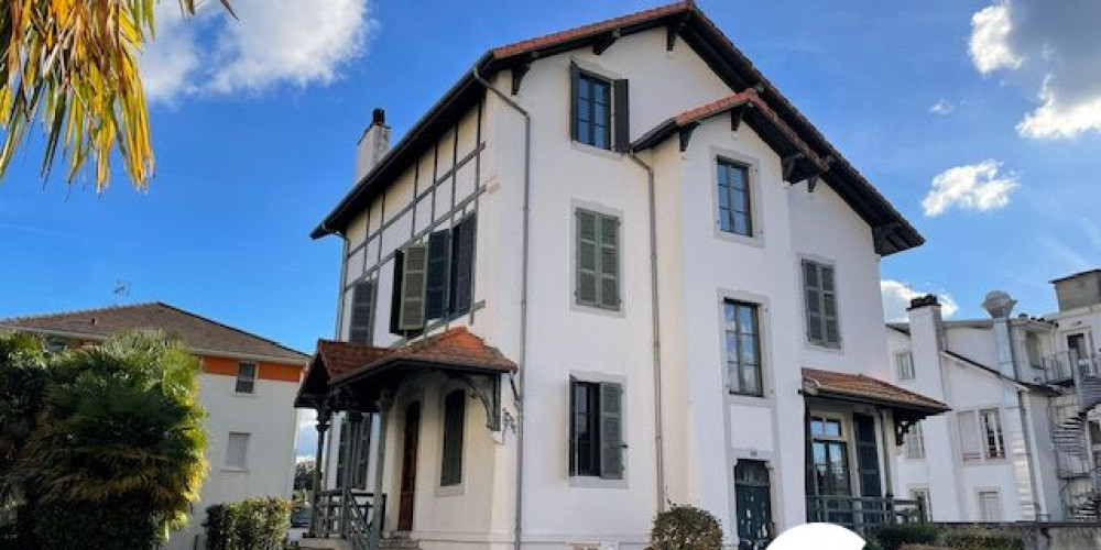 appartement à PAU (64000)