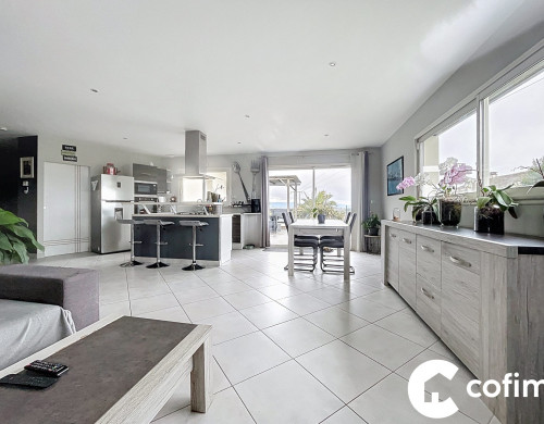 maison  SERRES CASTET