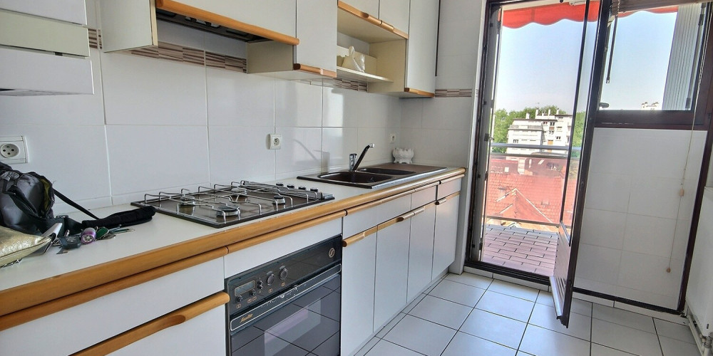 appartement à PAU (64000)