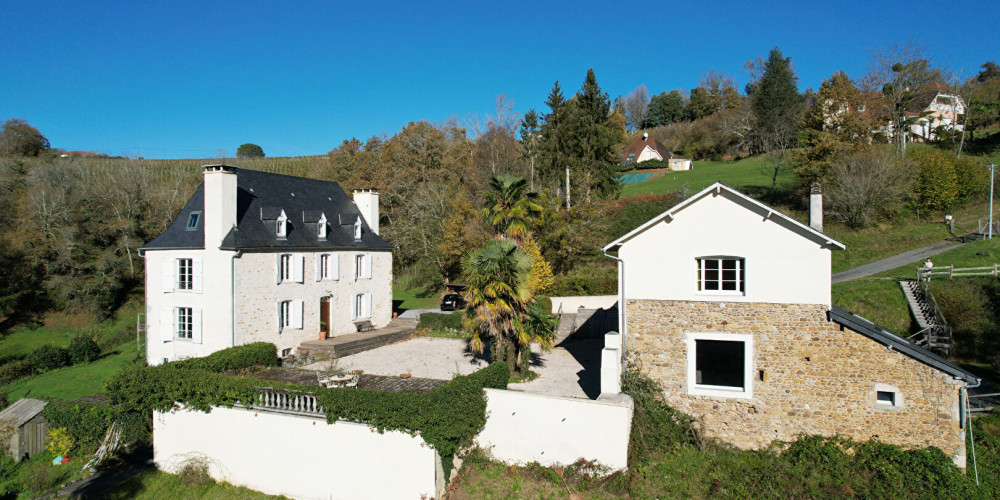 maison à JURANCON (64110)