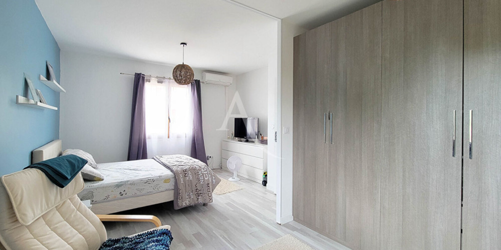 maison à NAVAILLES ANGOS (64450)