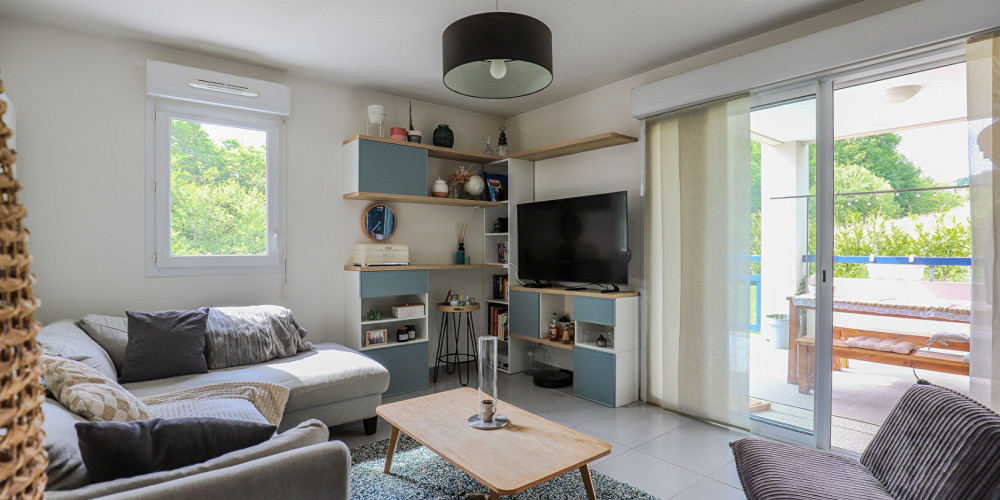 appartement à BASSUSSARRY (64200)
