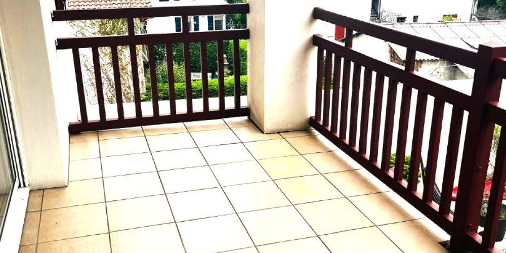appartement à URRUGNE (64122)