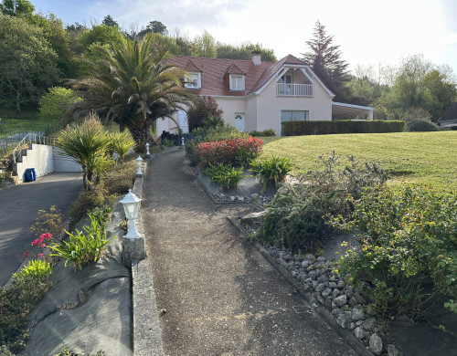 maison  MONEIN