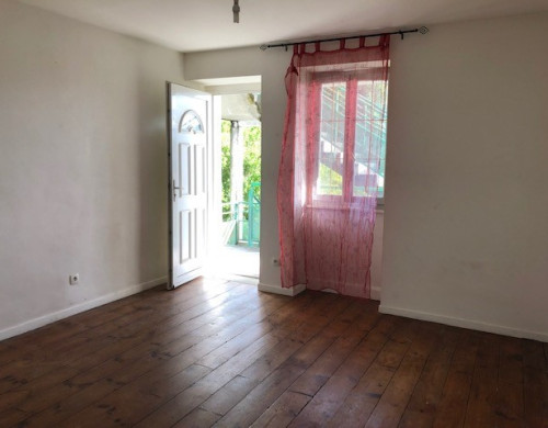 appartement  UHART CIZE