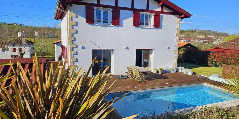 maison à BRISCOUS (64240)