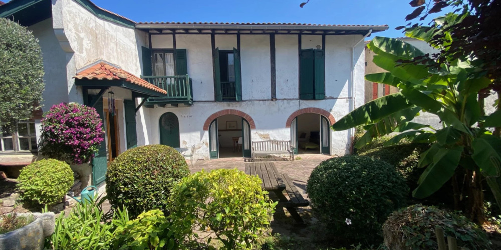 maison à CIBOURE (64500)