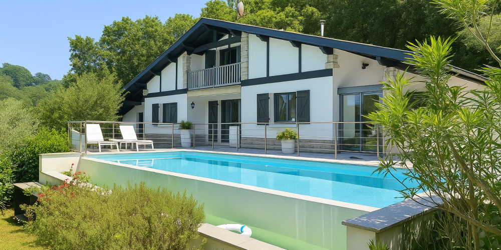 maison à CIBOURE (64500)