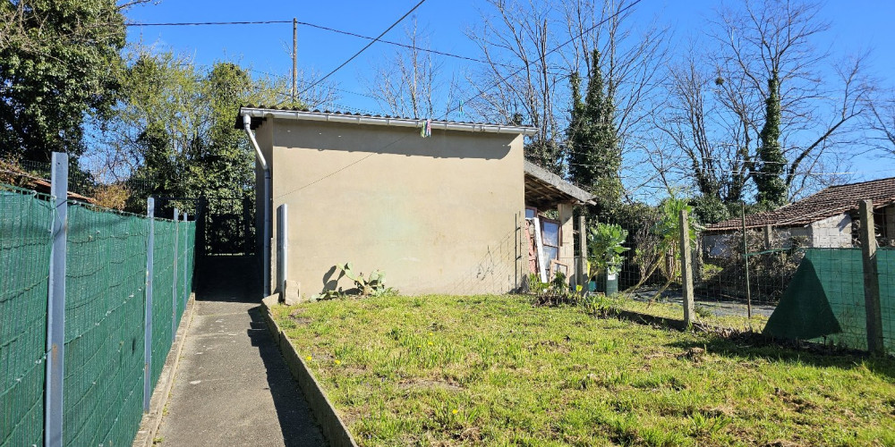 maison à PUYOO (64270)