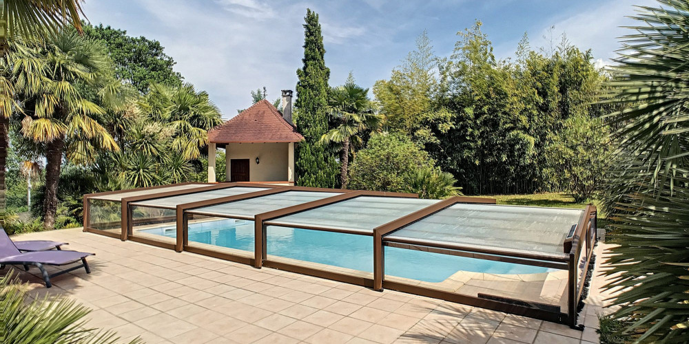 maison à MONTARDON (64121)