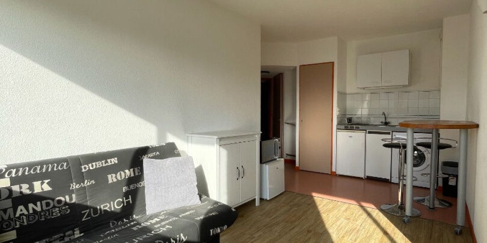 appartement à PAU (64000)