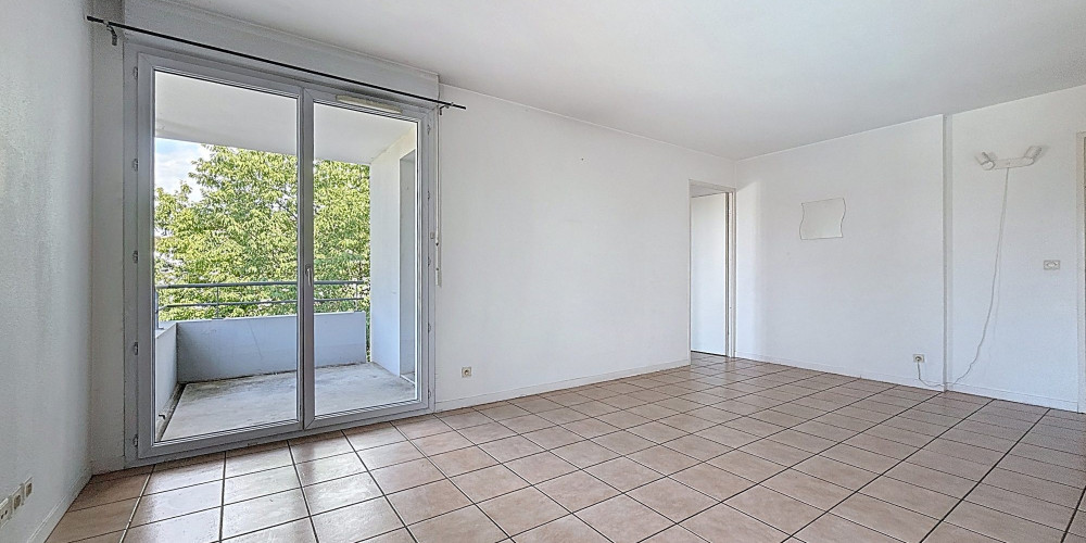 appartement à PAU (64000)