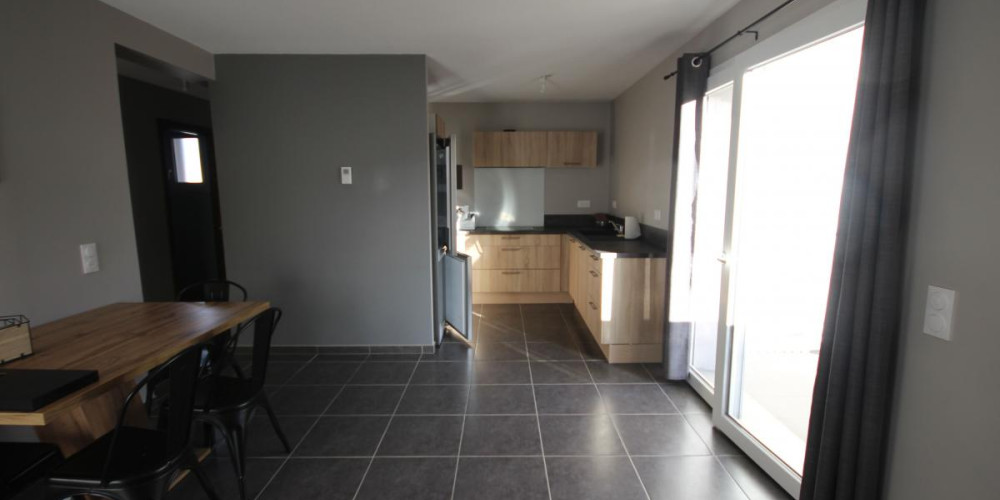 appartement à ARTIGUELOUVE (64230)