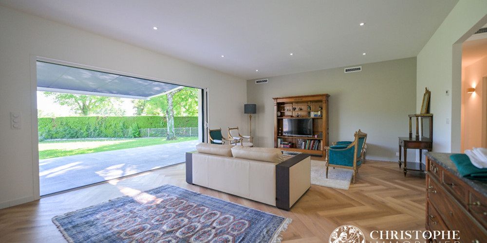 maison à PAU (64000)