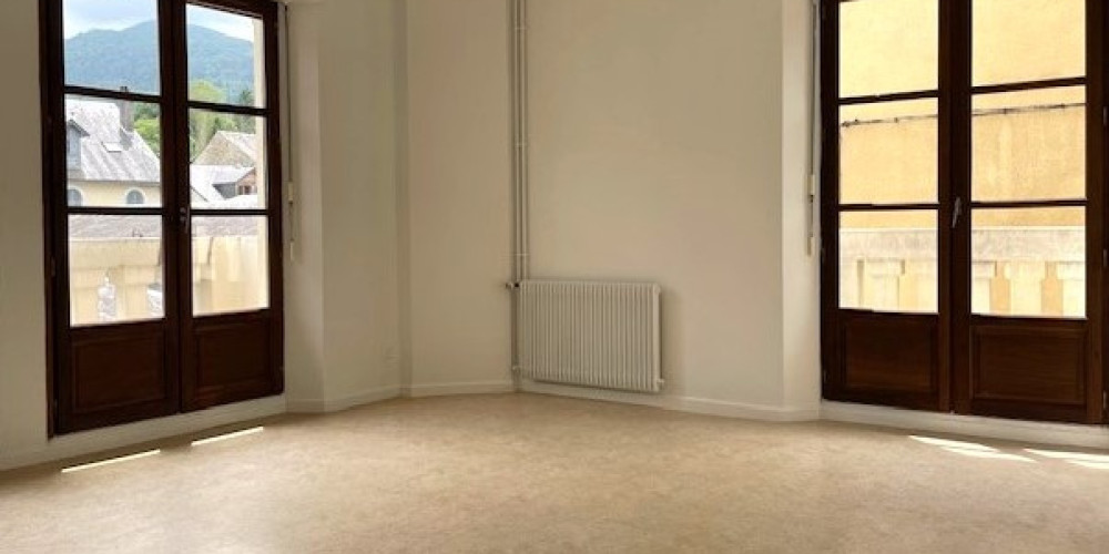 appartement à BAGNERES DE BIGORRE (65200)
