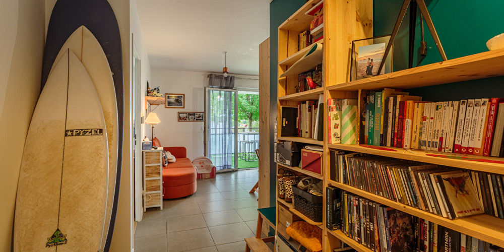 appartement à ST PEE SUR NIVELLE (64310)