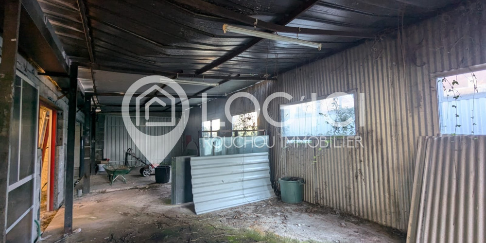 local commercial à SERRES CASTET (64121)