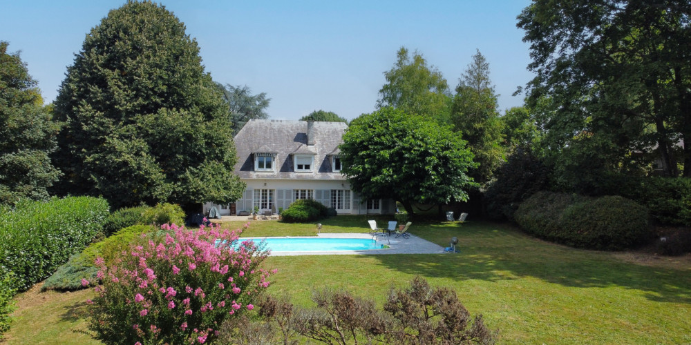 maison à JURANCON (64110)