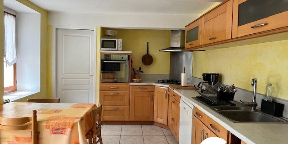 maison à THEZE (64450)
