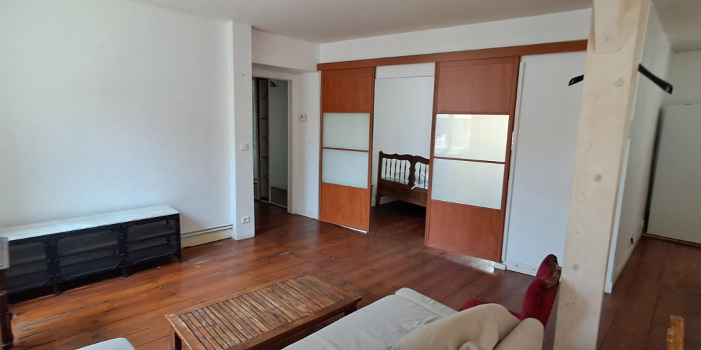 appartement à PAU (64000)