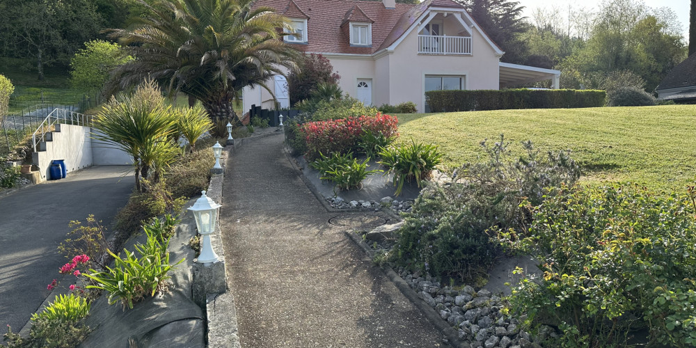 maison à MONEIN (64360)