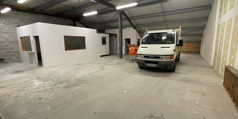 local commercial à BRISCOUS (64240)