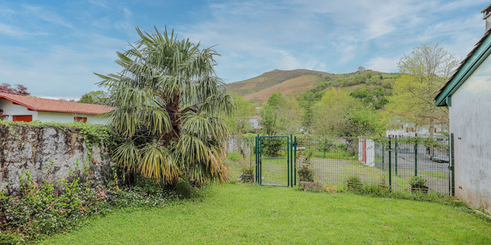 maison à AINHOA (64250)