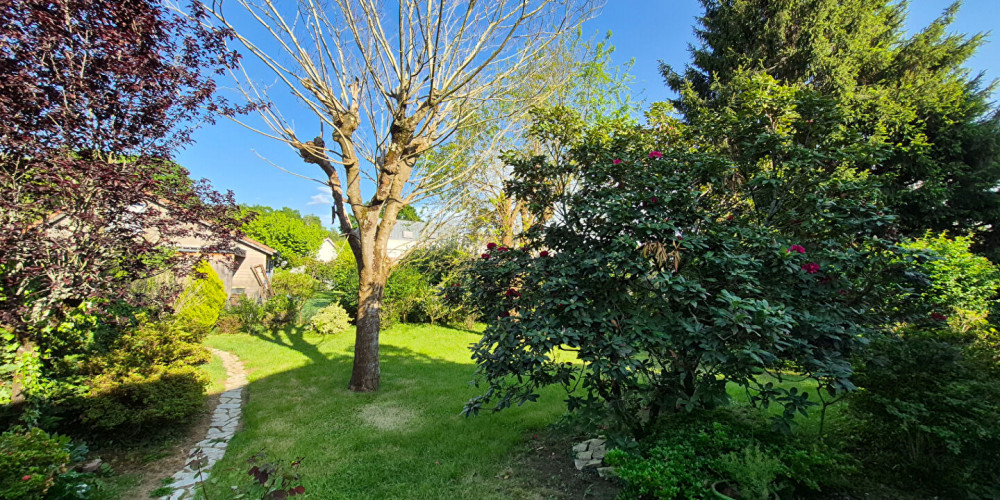 maison à PAU (64000)