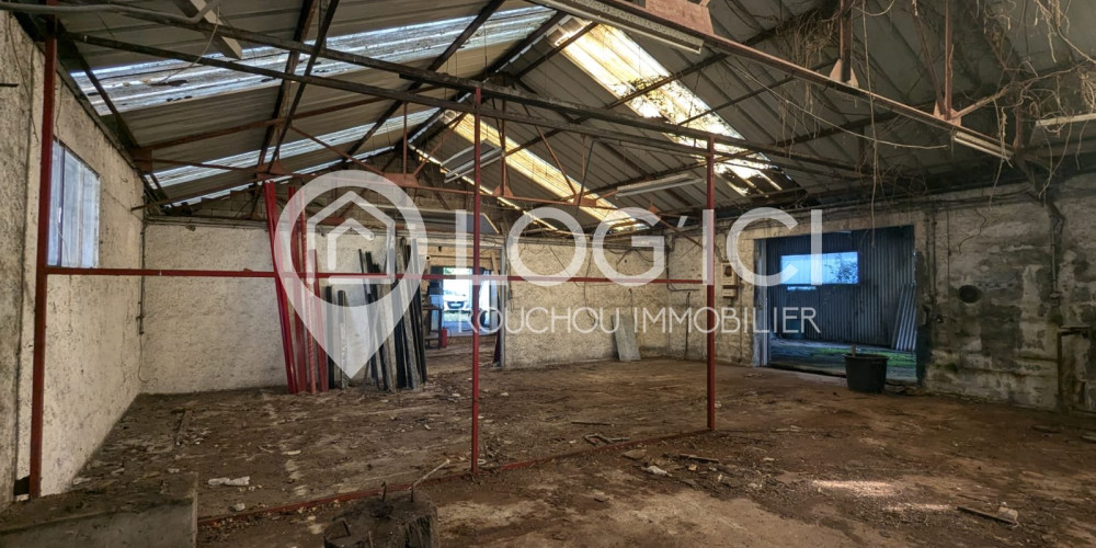 local commercial à SERRES CASTET (64121)