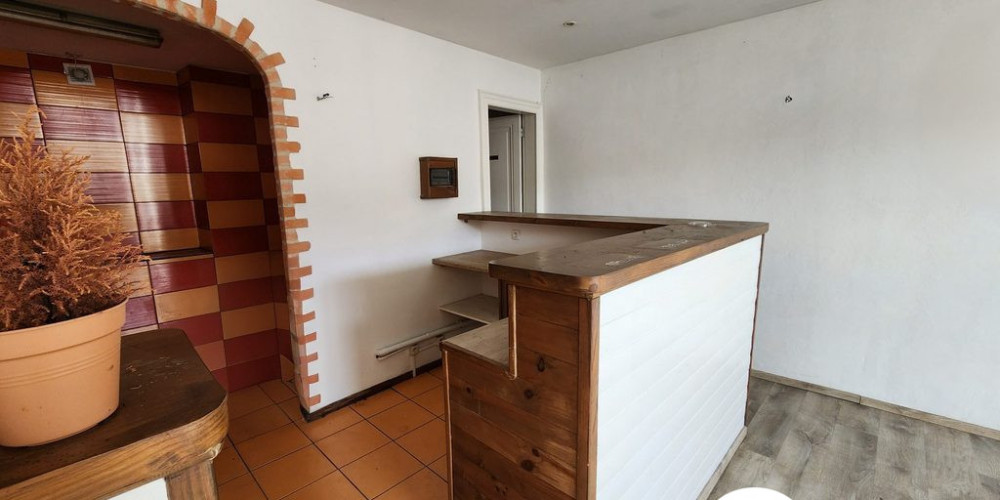local commercial à OLORON STE MARIE (64400)