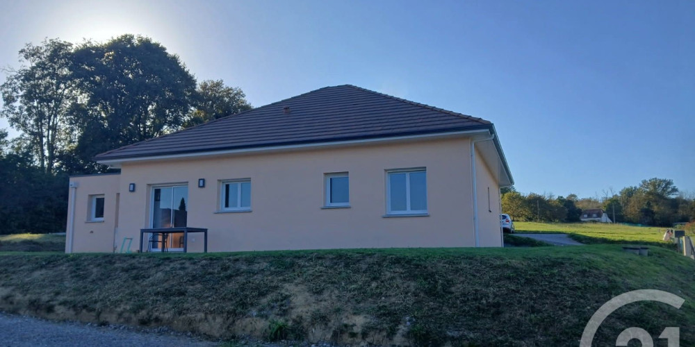 maison à LAA MONDRANS (64300)