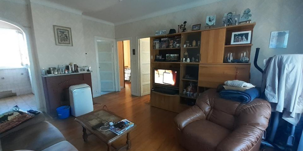 appartement à PAU (64000)