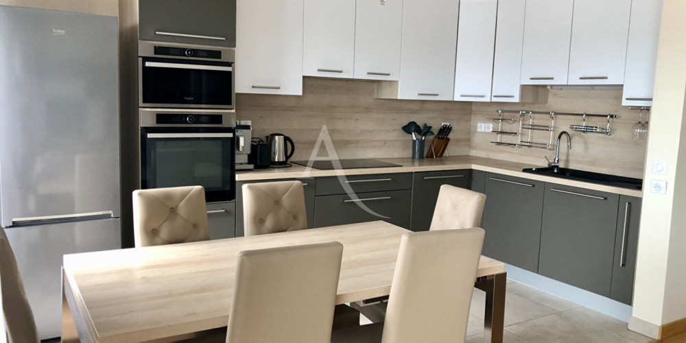 appartement à PAU (64000)