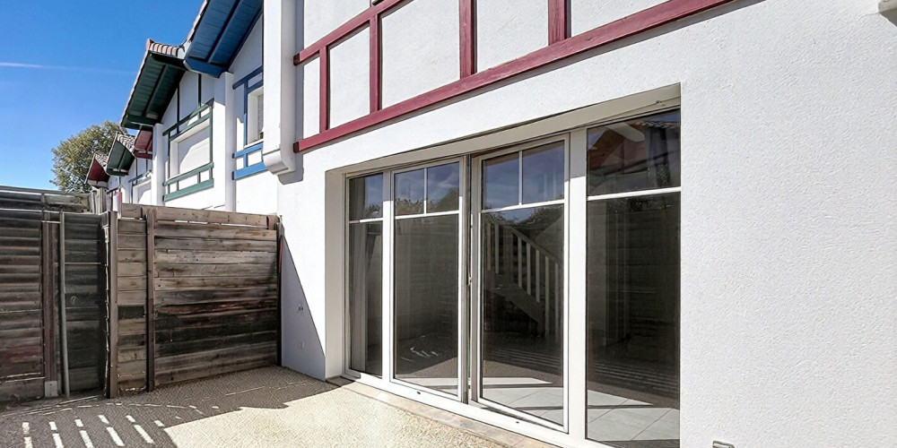 appartement à URT (64240)