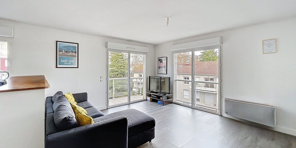 appartement à PAU (64000)