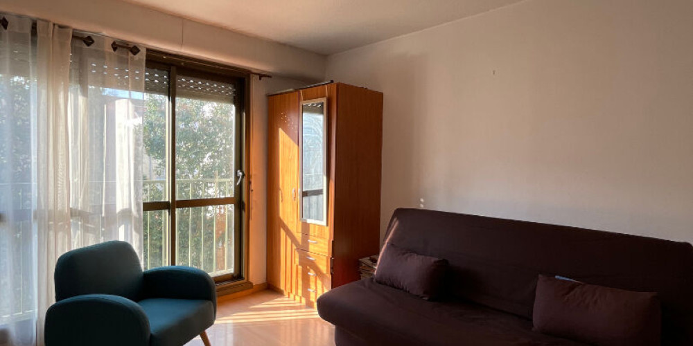 appartement à PAU (64000)