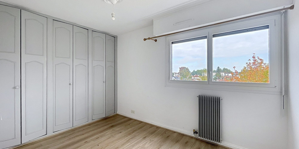 appartement à PAU (64000)
